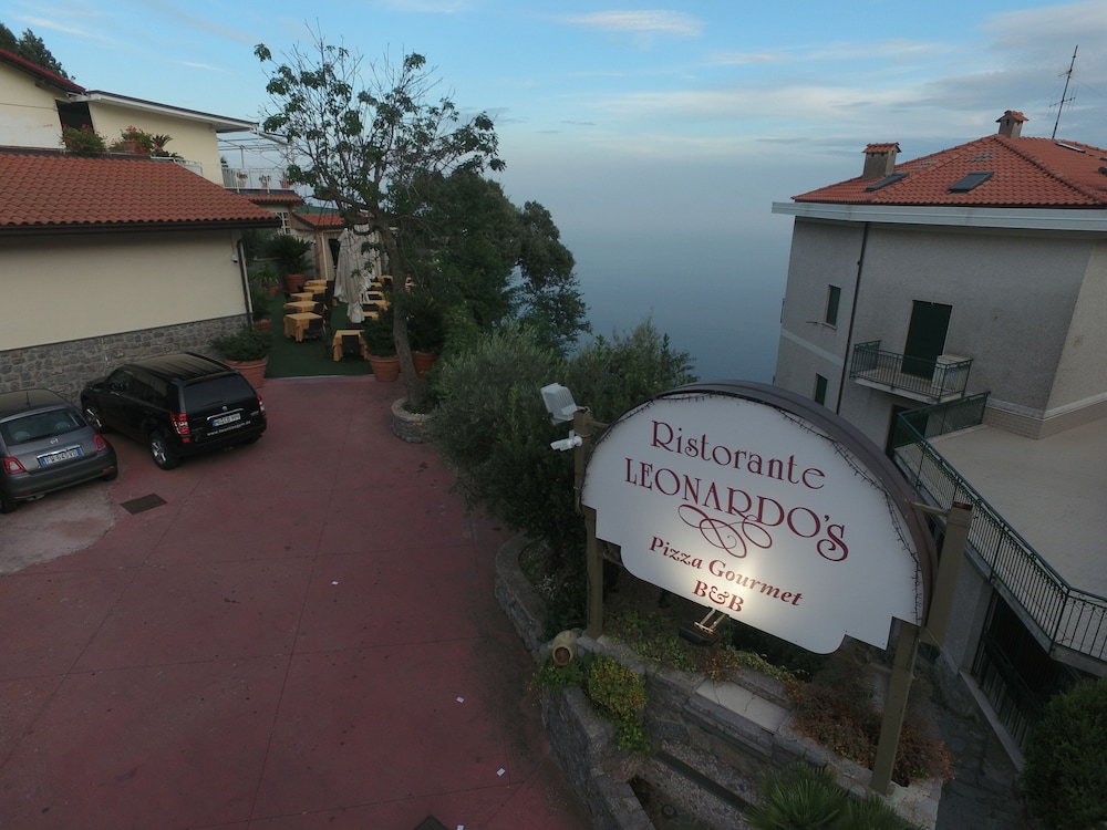 Leonardo's B&B 1/31