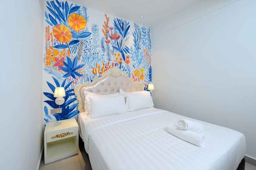 Hotel De Art Usj 21 6/35