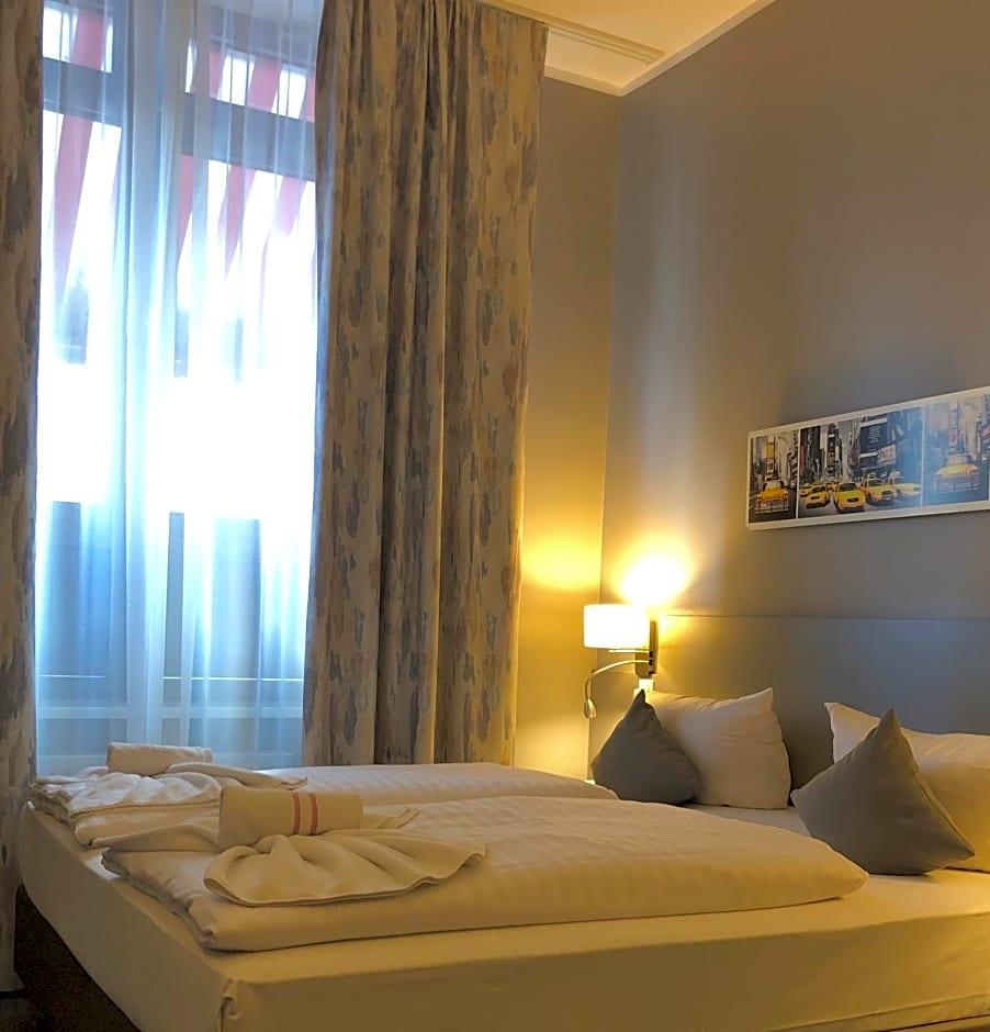 Arena Inn Hotel 9/40