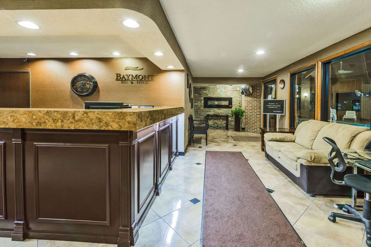 Baymont By Wyndham Lancaster 8/37