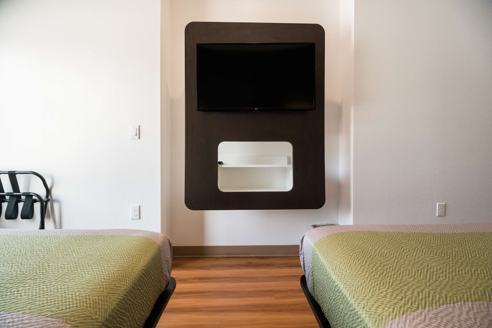 Motel6 Corpus Christi, TX 43/62