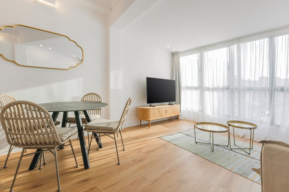 Ototo Luxury Living 42/50