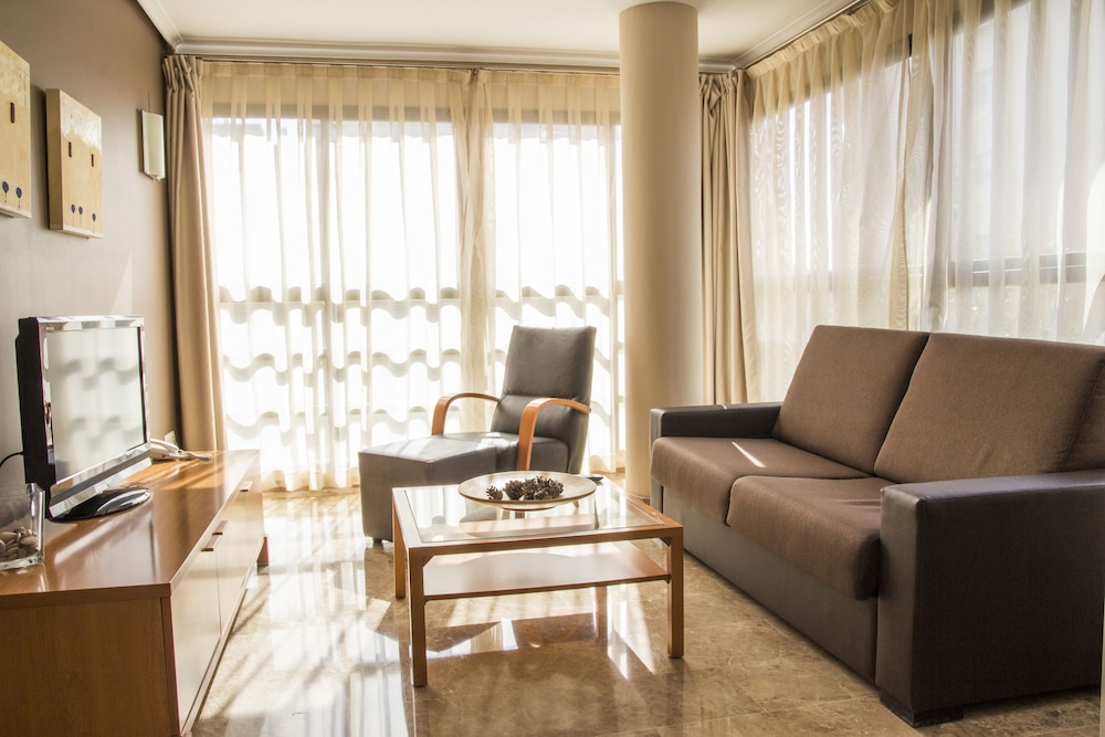 Apartamentos Plaza Picasso 39/71
