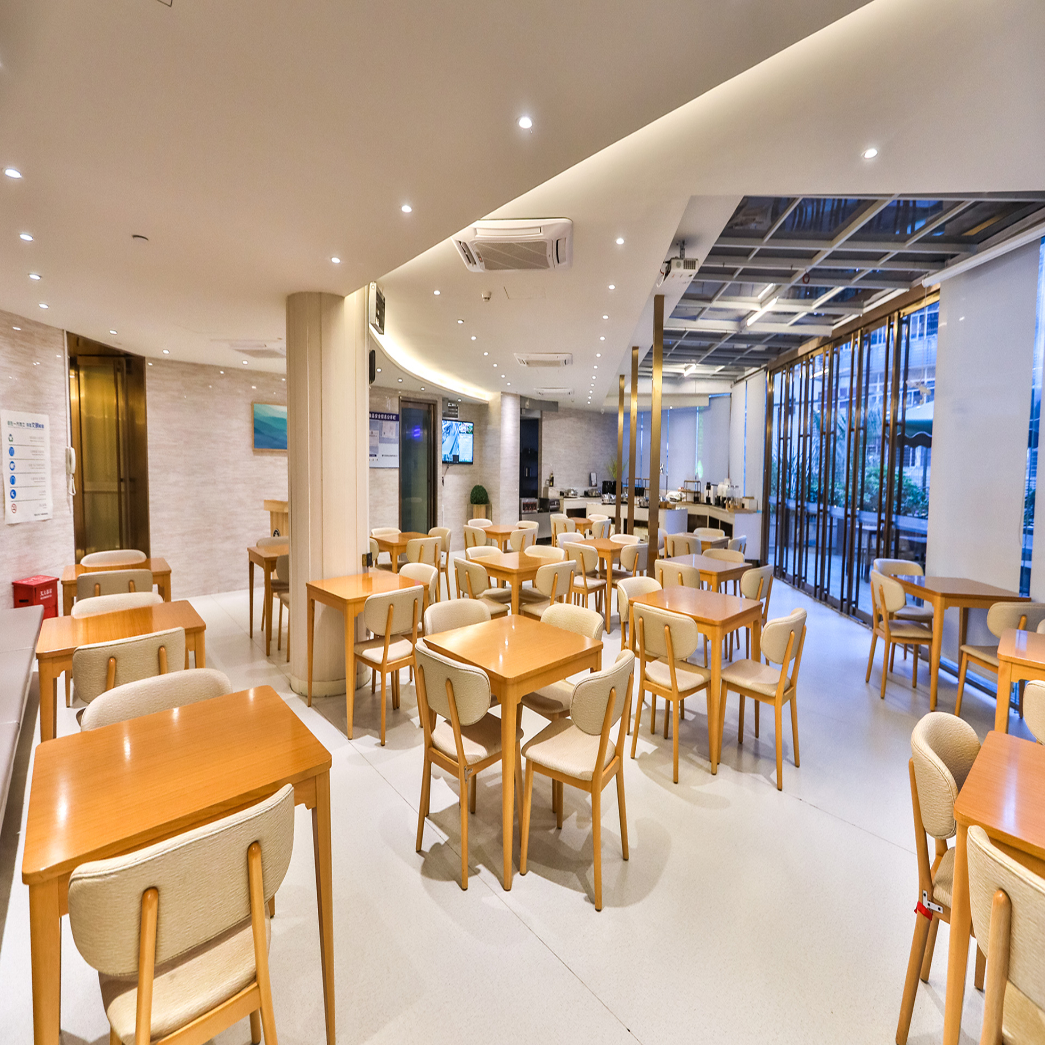 Ji Hotel (Shenzhen Shennan Avenue Huaqiang) 27/34