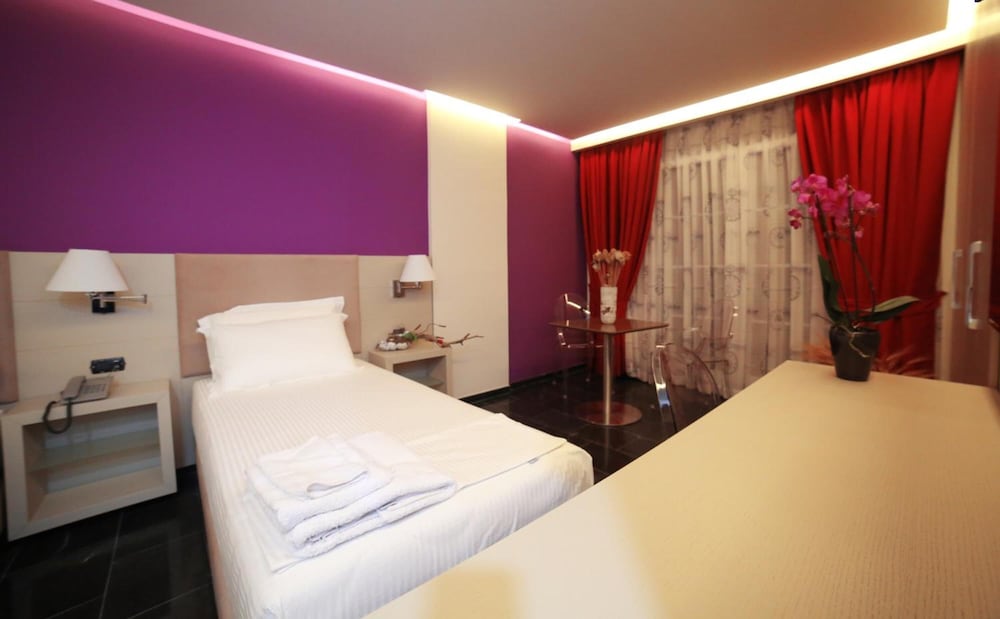 Hotel Palace Vlore 13/48