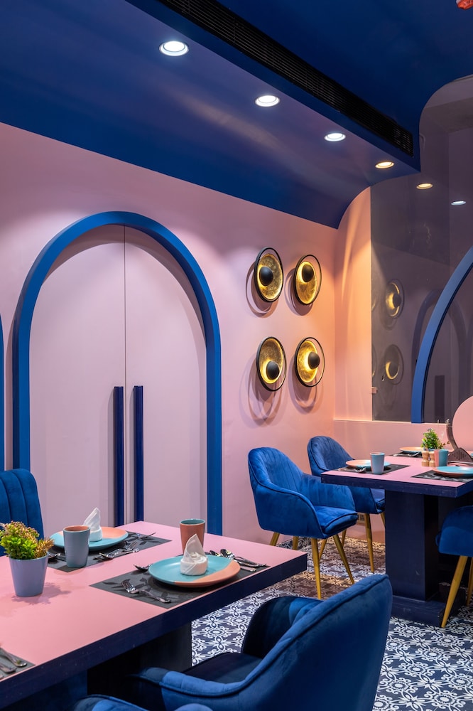 Royal Rawal - Luxury Boutique Hotel 34/37