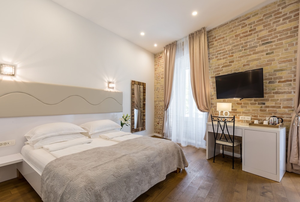Pellegrini Luxury Rooms 9/50