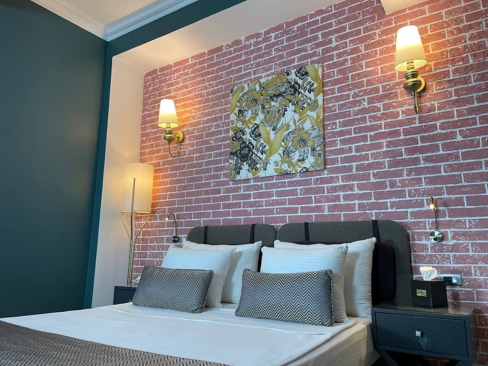 TEATRO ROOMS HOTEL 24/50