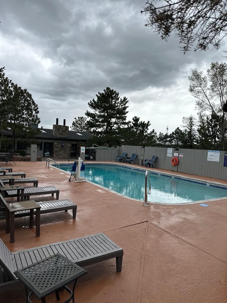Hotel Aspen Flagstaff Grand Canyon Formerly Aspen Innsuites Flagstaff 55/60