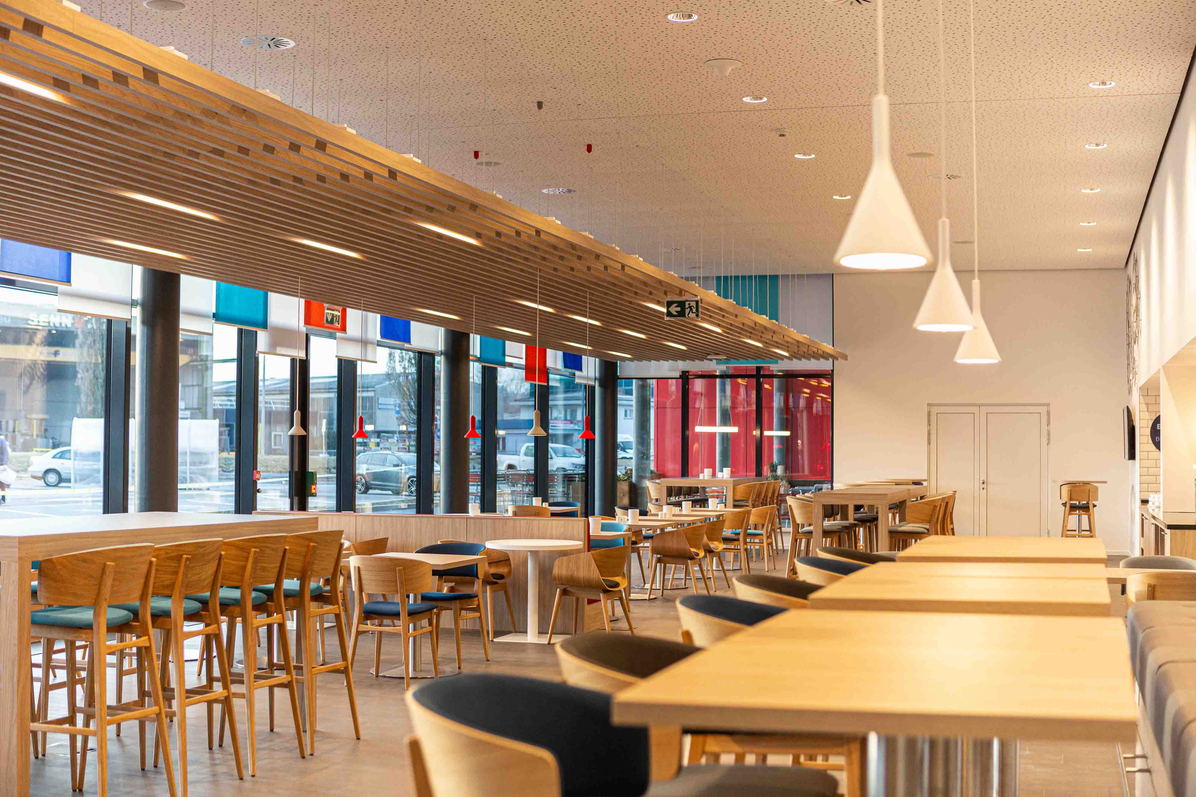 Holiday Inn Express Aarburg - Oftringen 55/80