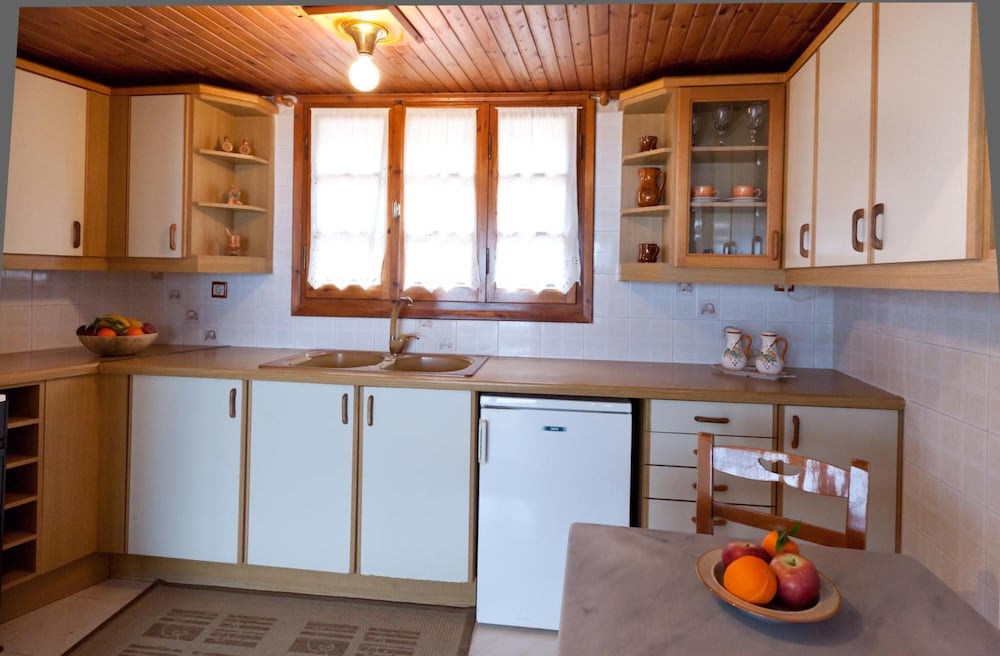 Pension Eleni 27/35