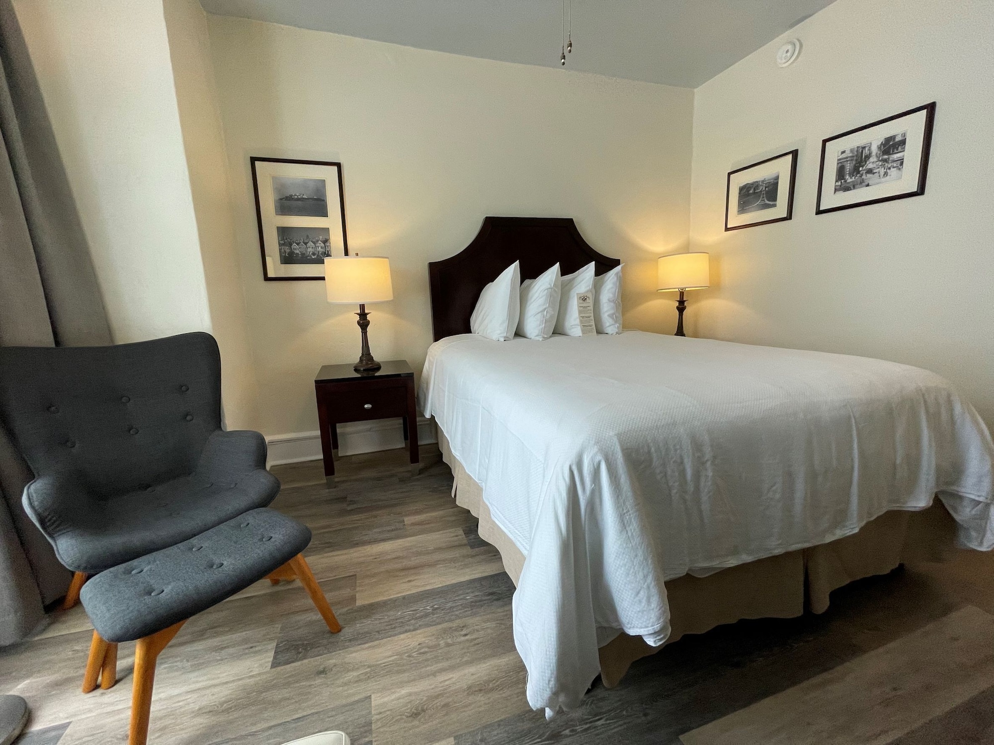 STANDARD, QUEEN BED, NO AIR CONDITION, ACCESSIBLE