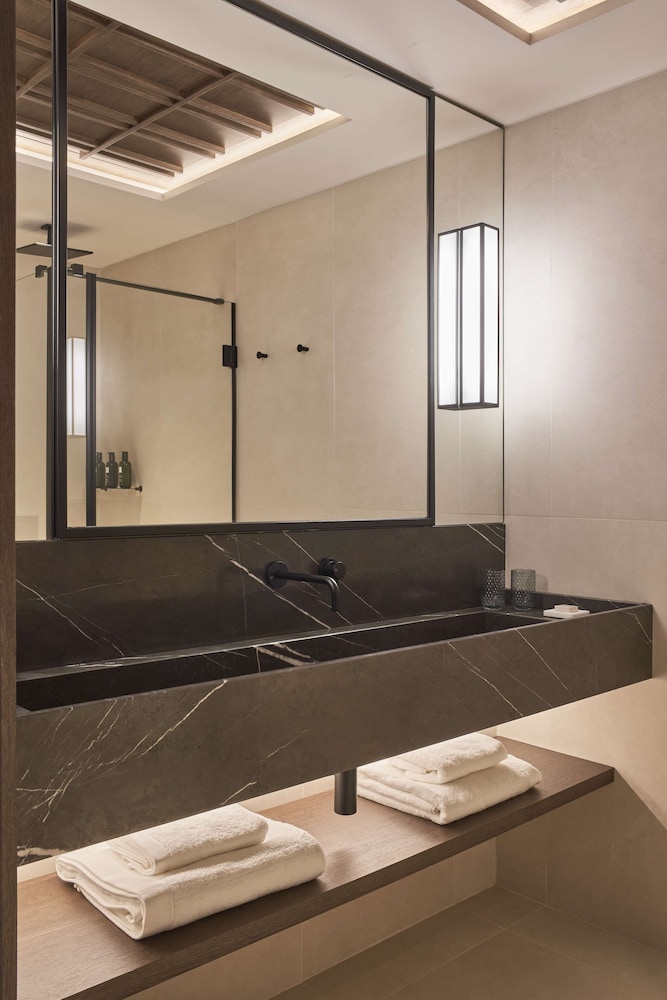 Nobu Hotel San Sebastián 50/50