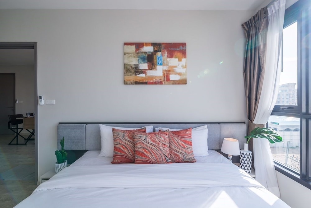 The Base Condo Pattaya by Supee 13/50