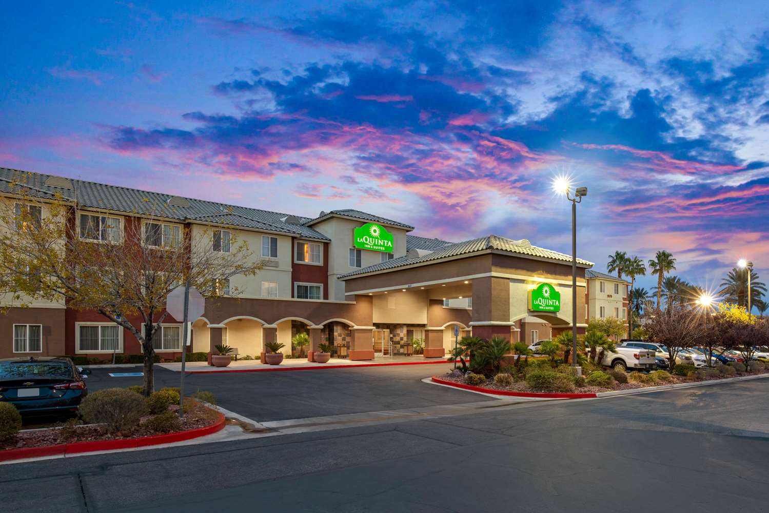 La Quinta Inn & Suites by Wyndham Las Vegas Red Rock in LAS VEGAS - NV