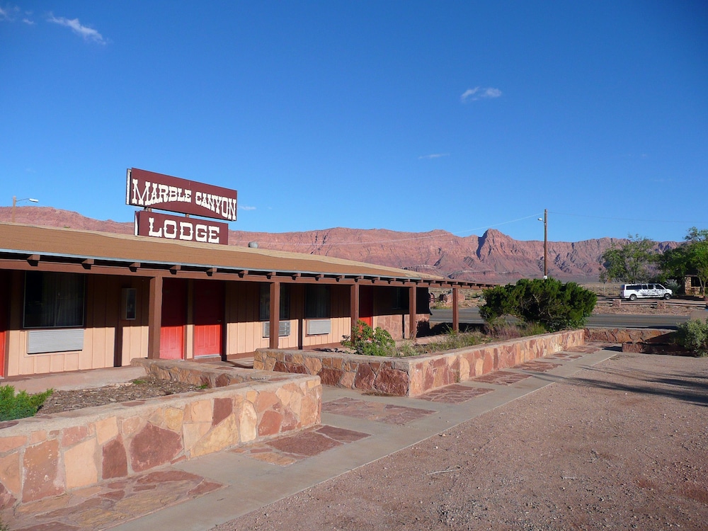 Marble Canyon Lodge 5/68