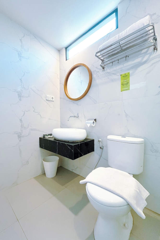 Front One Resort Indraloka 47/50