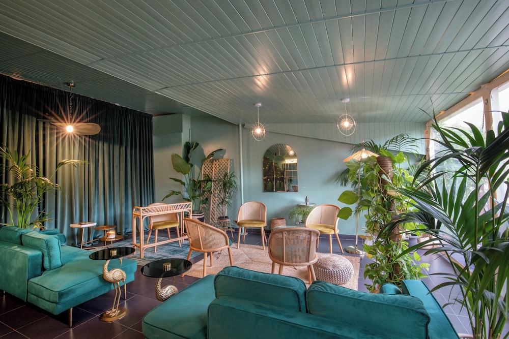 Condotti Palace 51/63