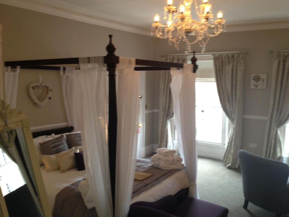The Castle House Luxury Bed & Breakfast 40/50