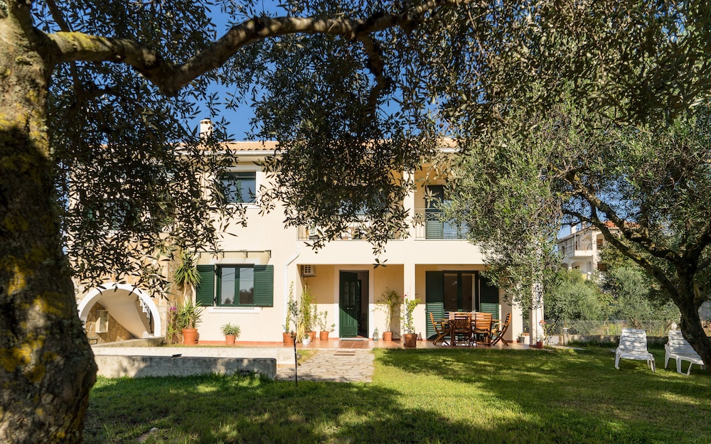 Koxyli Village Studios &amp; Apartments 5/50