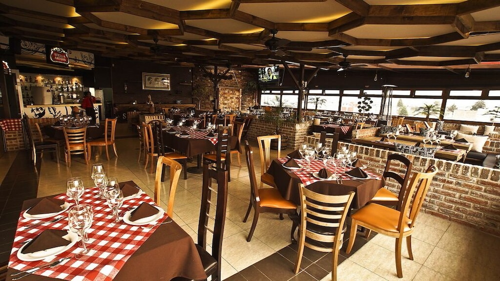 First Inn Hotel and Business 34/46