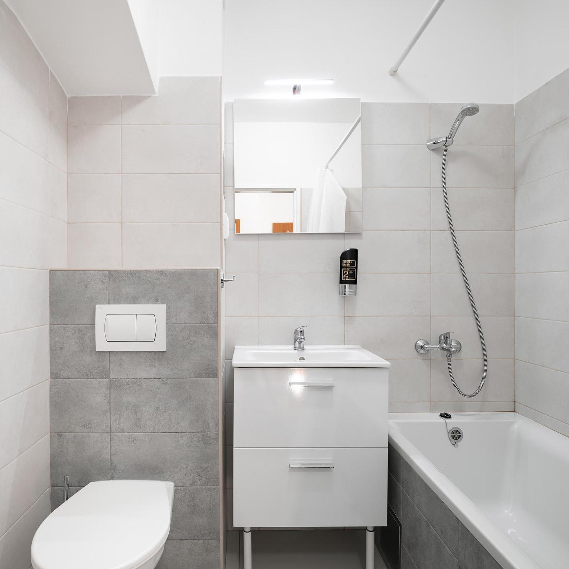 Hotel Veronika 44/50