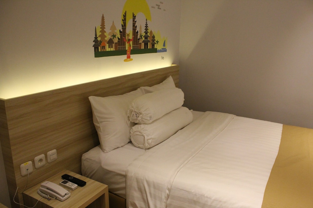 Central Front One Inn Jakarta Airport 24/33