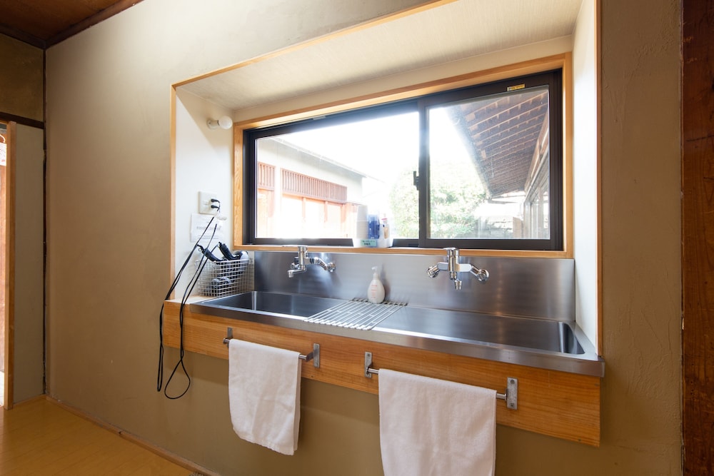 Yuzan Guesthouse Annex - Hostel 65/68
