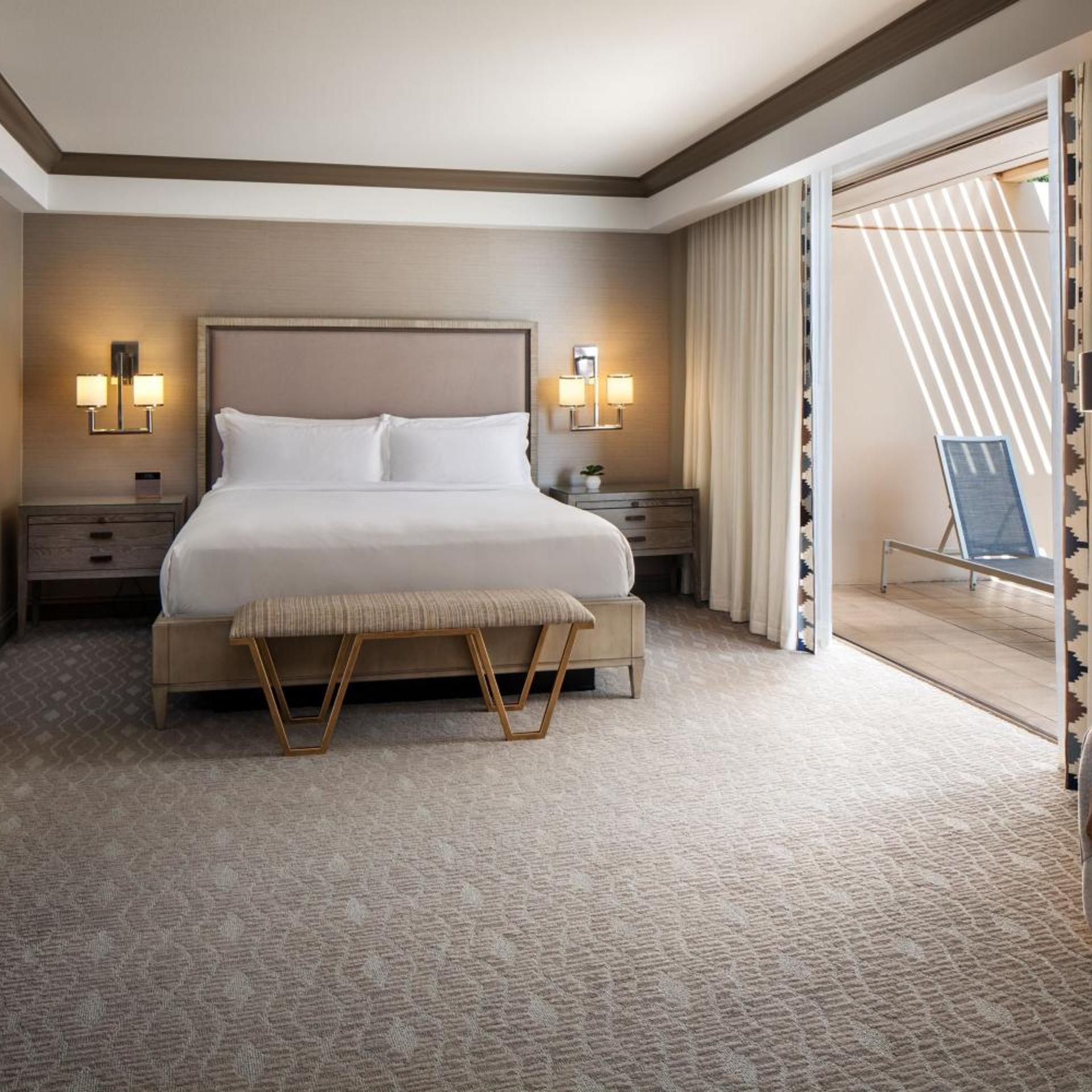 1 Bedroom, Executive, Suite, King Bed, Resort View, Balcony