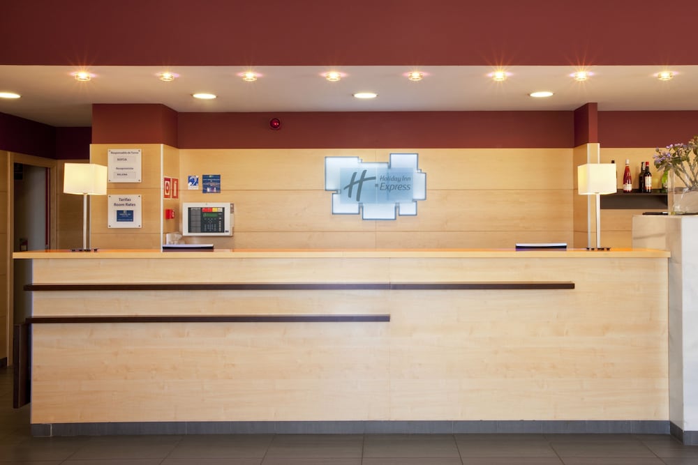 Holiday Inn Express Malaga Airport 5/43