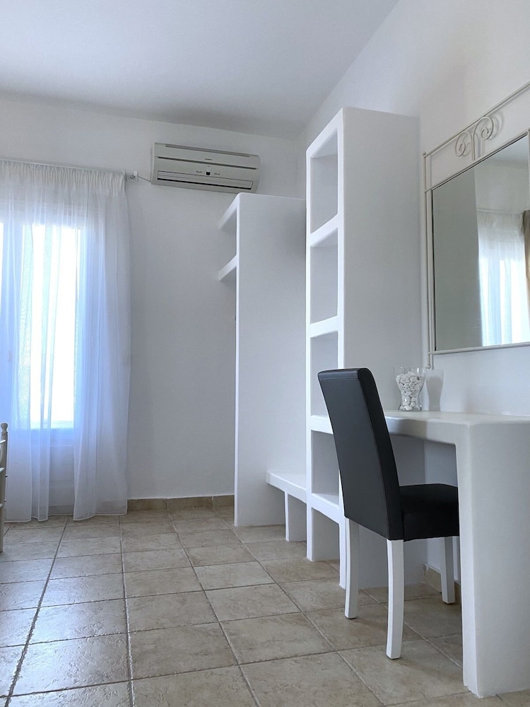 Antiparos View 36/50