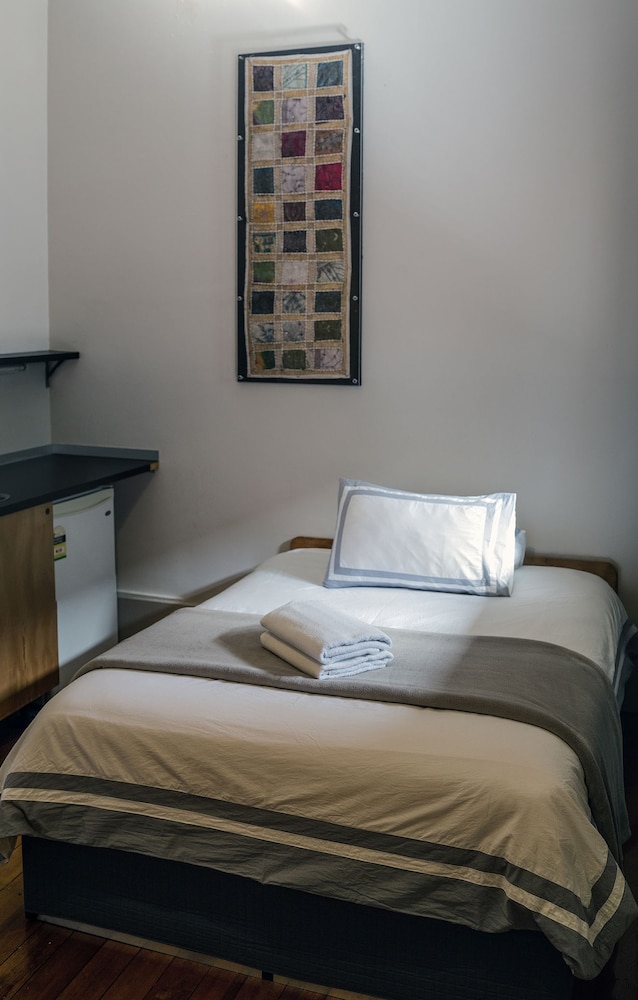 Cambridge Lodge Hostel Backpacker 14/46
