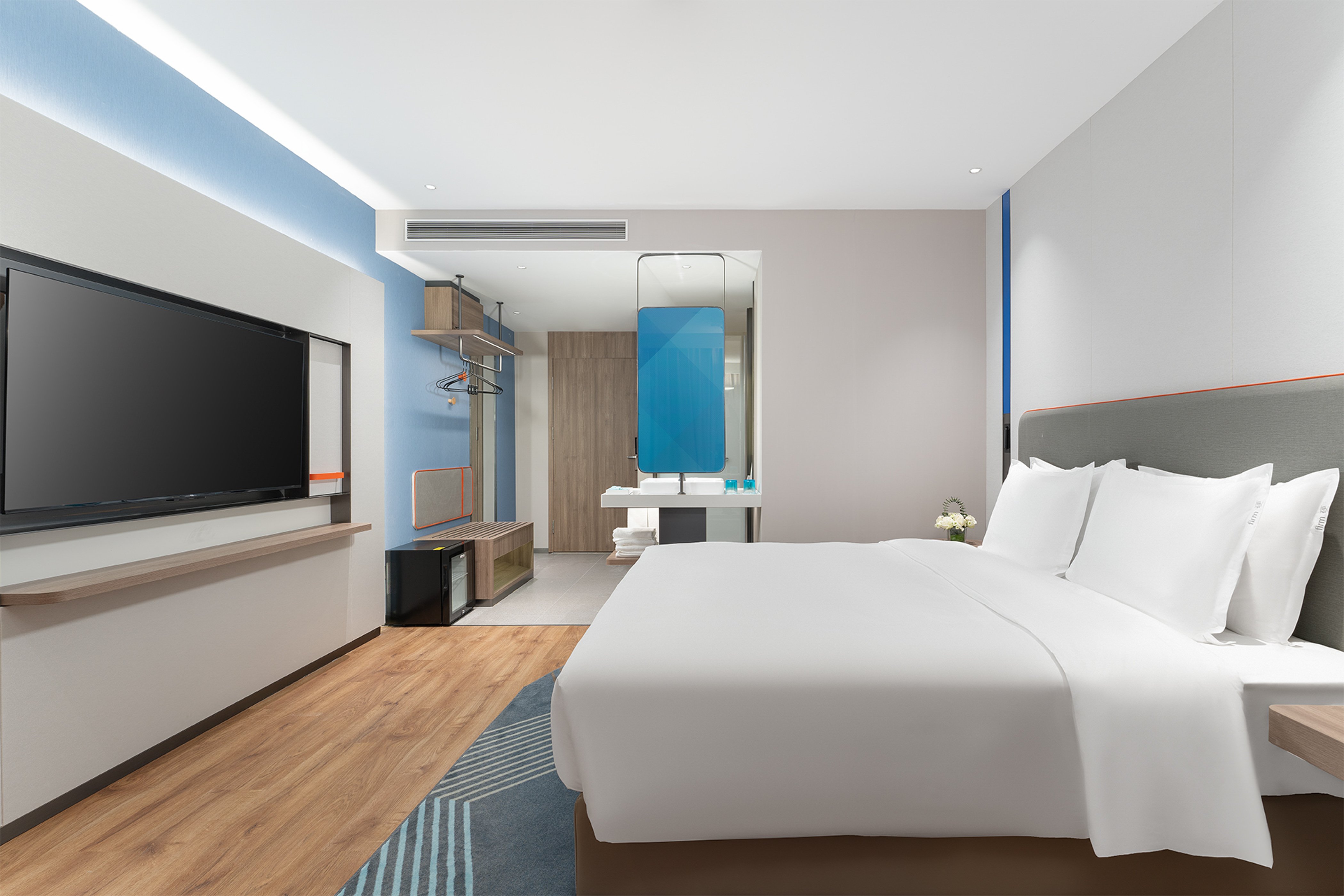 Standard, King Bed, Accessible