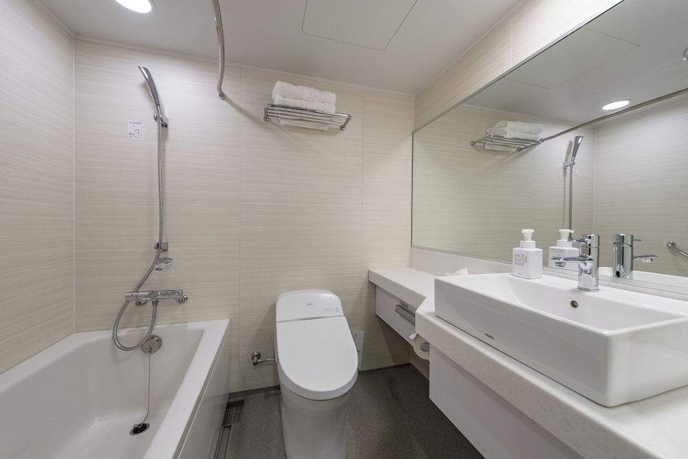 Jr Kyushu Hotel Blossom Oita 63/64