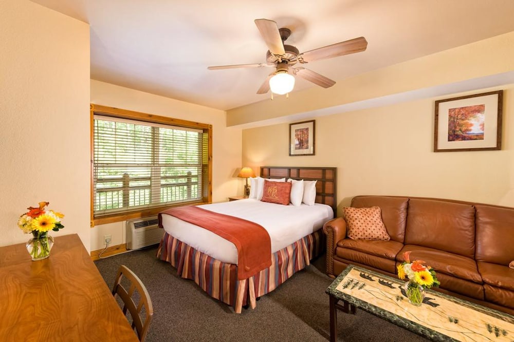 Studio, Villa, Queen Bed, Sofa
