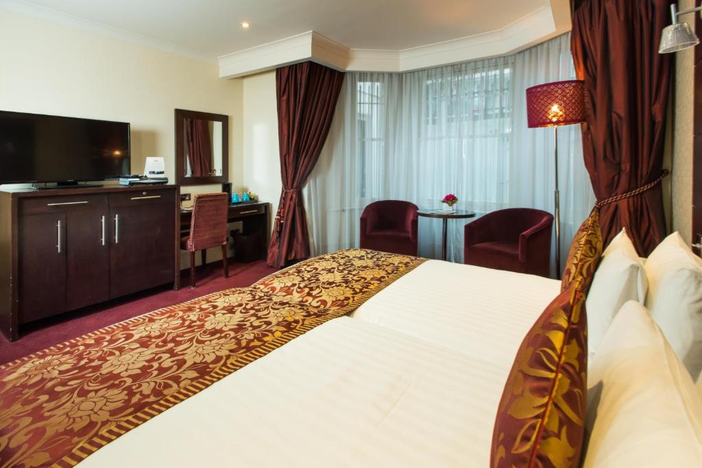 Park City Grand Plaza Kensington 23/74
