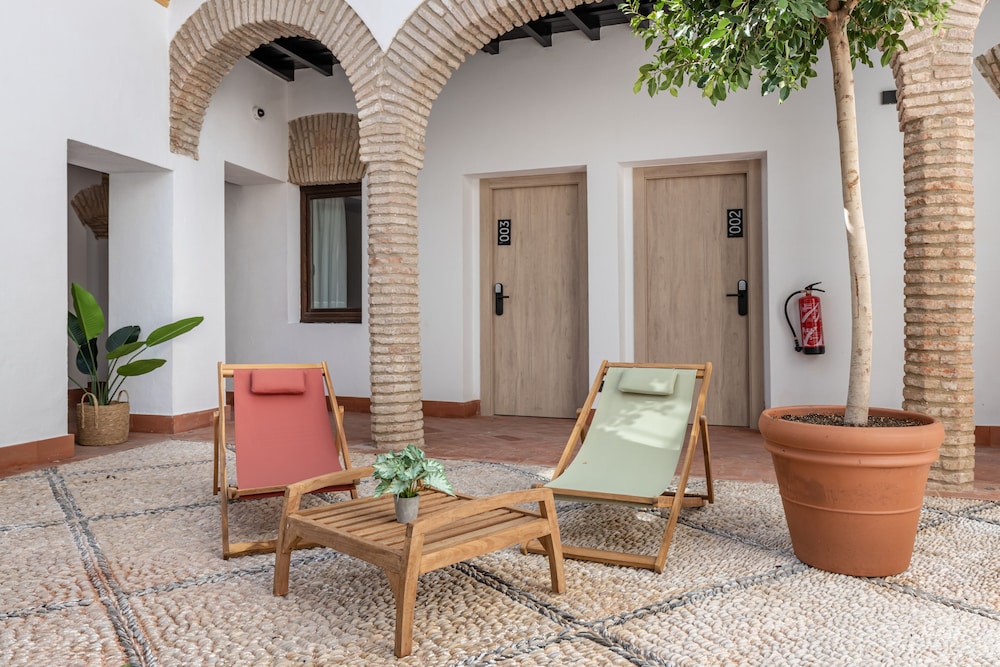 Libere Cordoba Patio Santa Marta 29/45