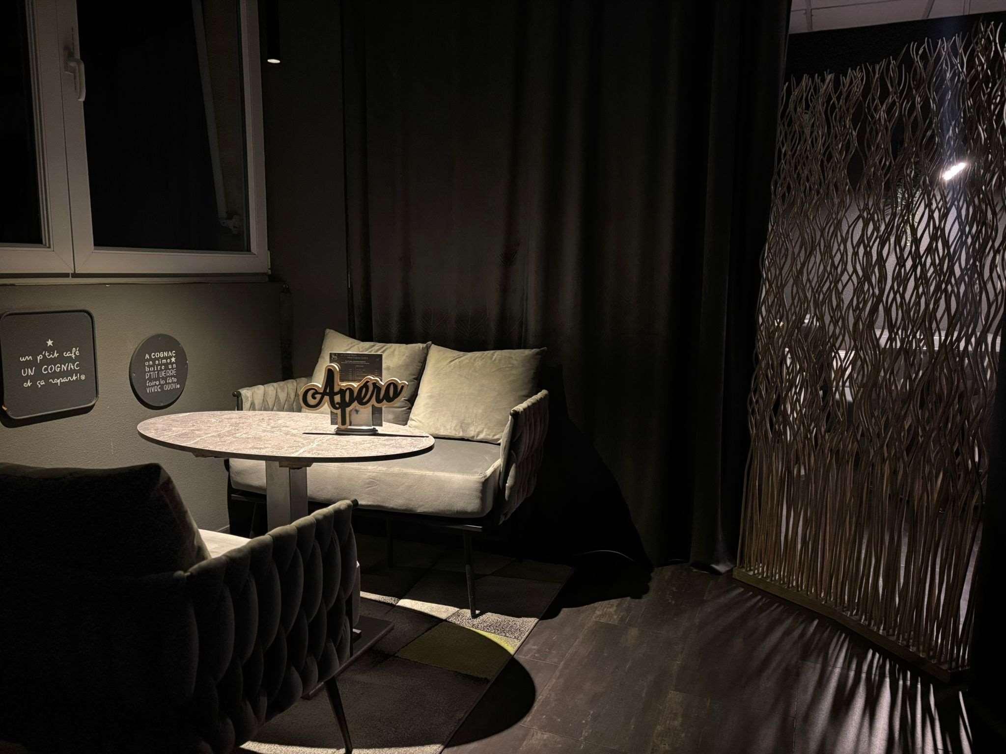 CITOTEL LE CHEVAL BLANC 43/50