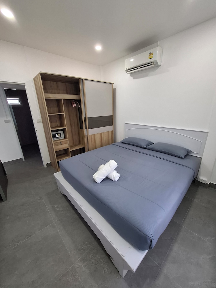 Thiptara Resort 8/50