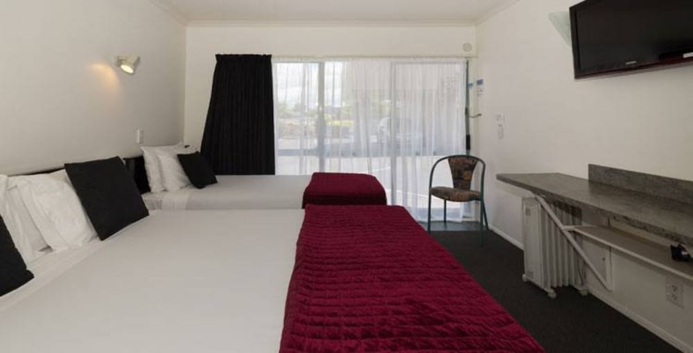 Accolade Lodge Motel 15/40