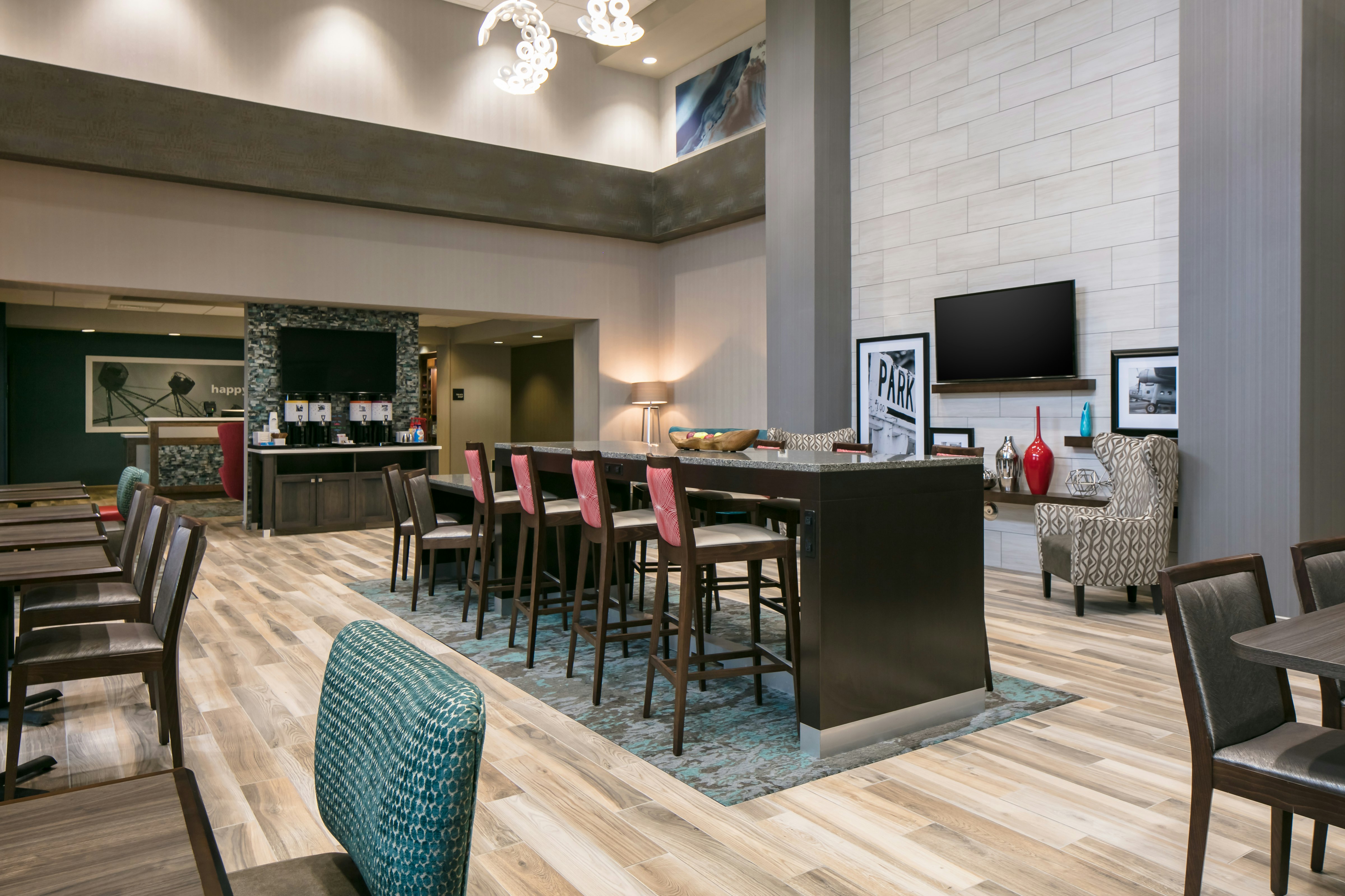 Hampton Inn Wichita Northwest 31/38