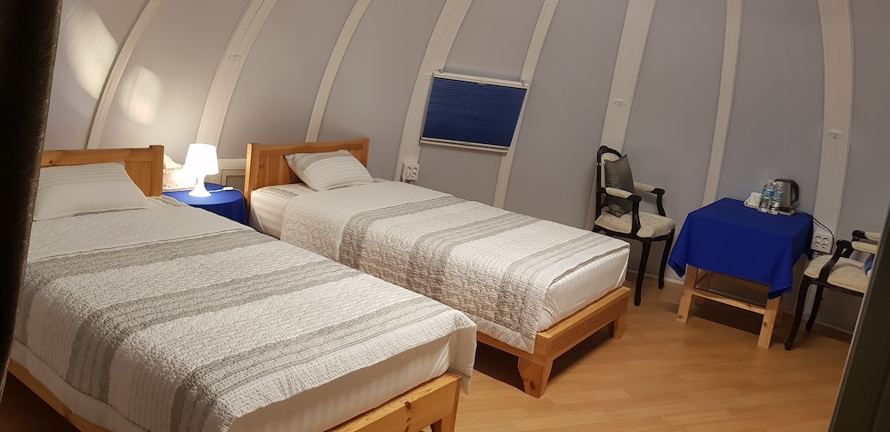 PREMIUM, DOUBLE BED, GARDEN AREA
