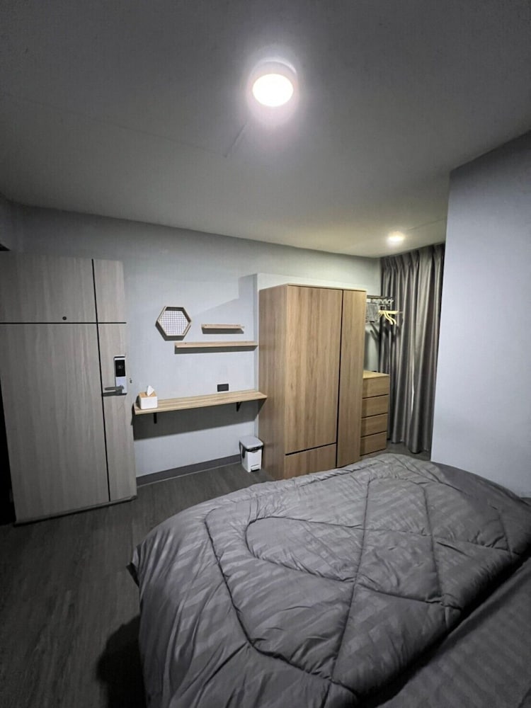 W71 Hotel bangkok 22/50