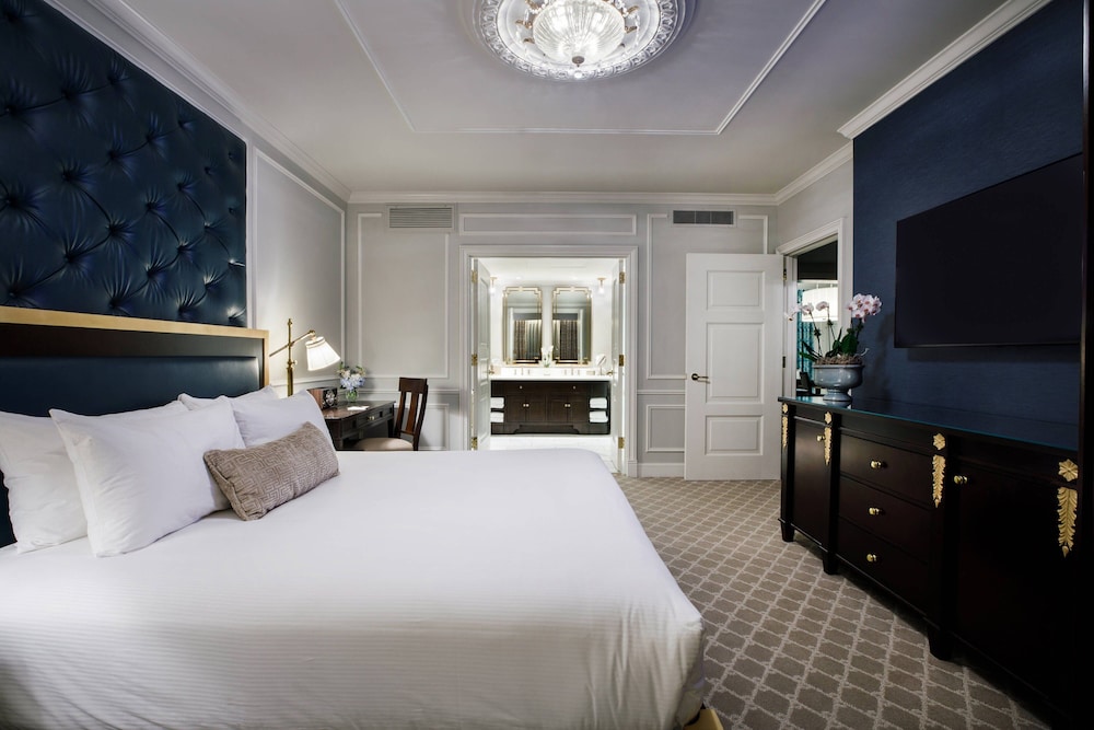 Hotel Carmichael, Autograph Collection 20/71