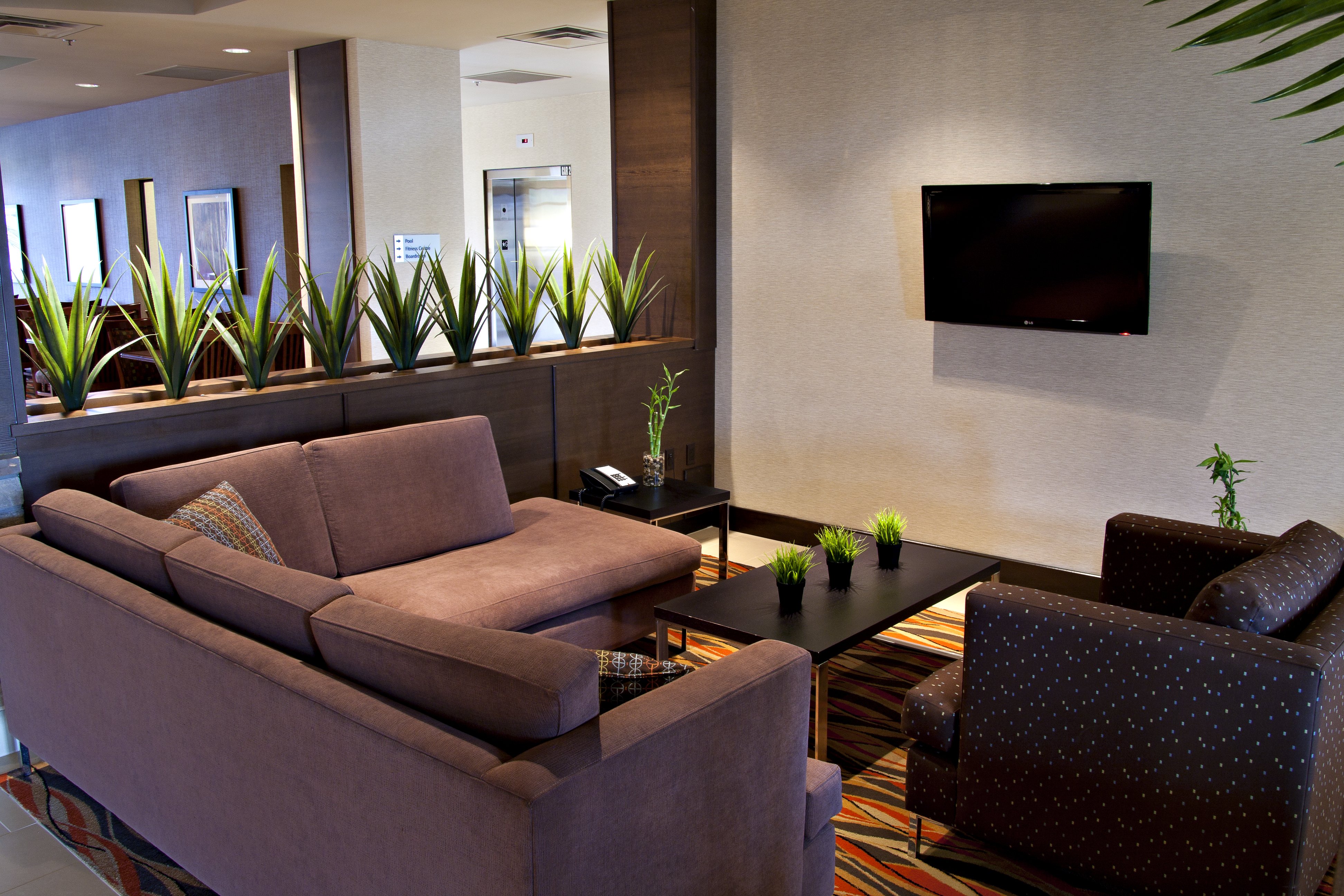 Holiday Inn Express Pembroke 38/51