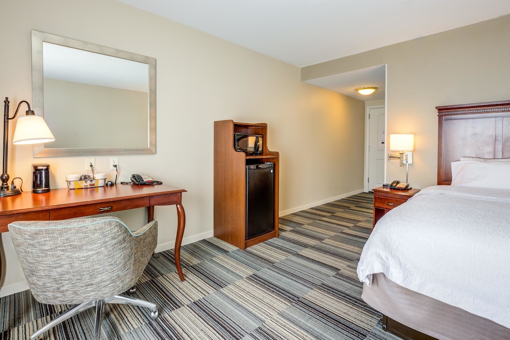 Hampton Inn & Suites Westford - Chelmsford 18/48