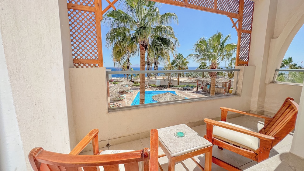 Club Reef Resort 23/52