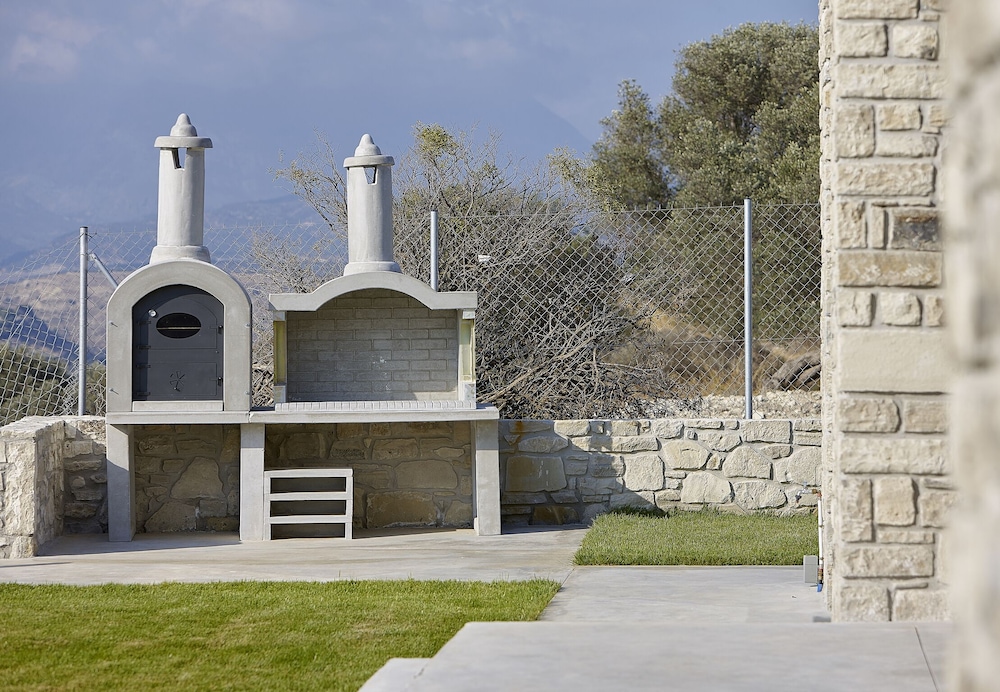 Kouros & Kori Villas 28/49