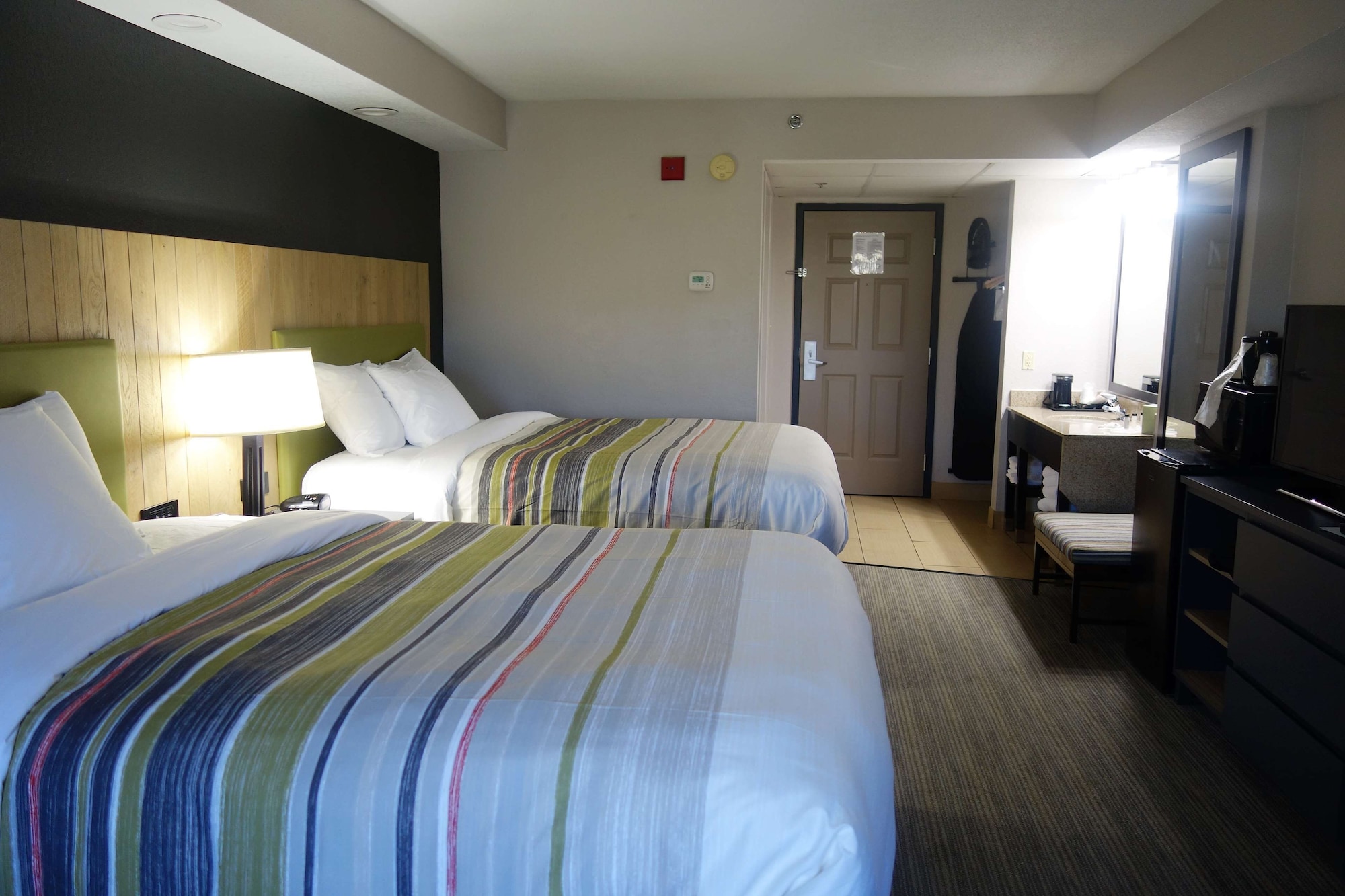 ROOM, 2 QUEEN BEDS