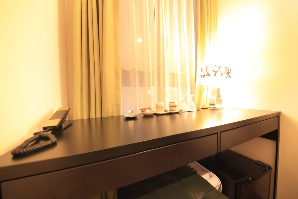 Centurion Hotel Ikebukuro Station 49/50